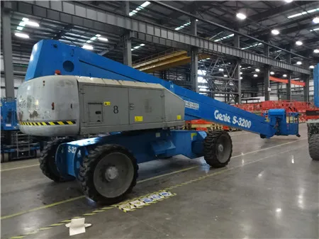 Genie Used Awp Lift S3200 32.48m 4x4 Diesel Telescopic Boom lift for sale