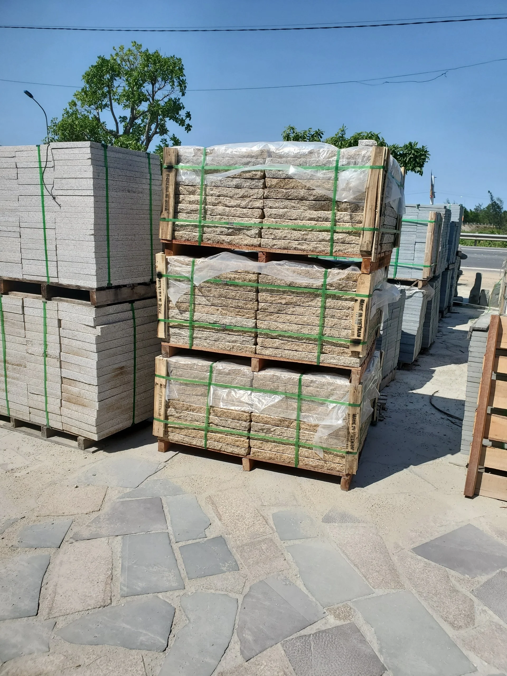 Yellow Granite Stone Pavers For Wall and Floor Paving