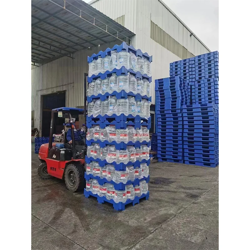 16 Bottles 5 Gallon Water Bottles Stacking Storage HDPE Plastic Pallets