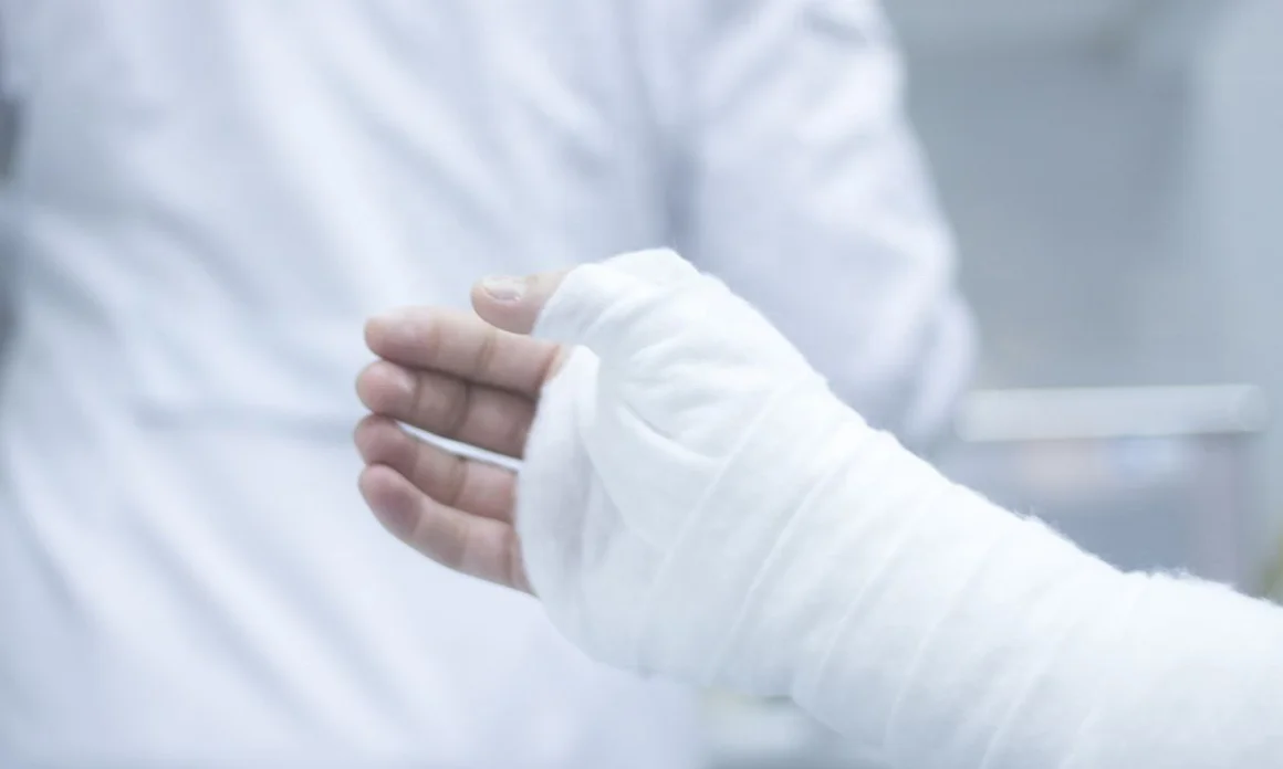 Extra Fast Setting Medical GYPSONA S Plaster Bandage