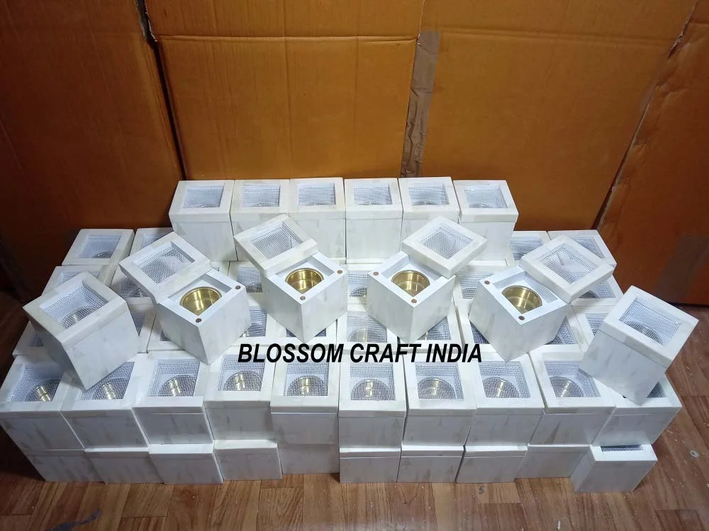 Beautiful Ramadan Special Mother Pearl Inlay Incense Oud Bakhoor Burner Mubkhar Wood Seed Material Sandalwood Tealight Holder