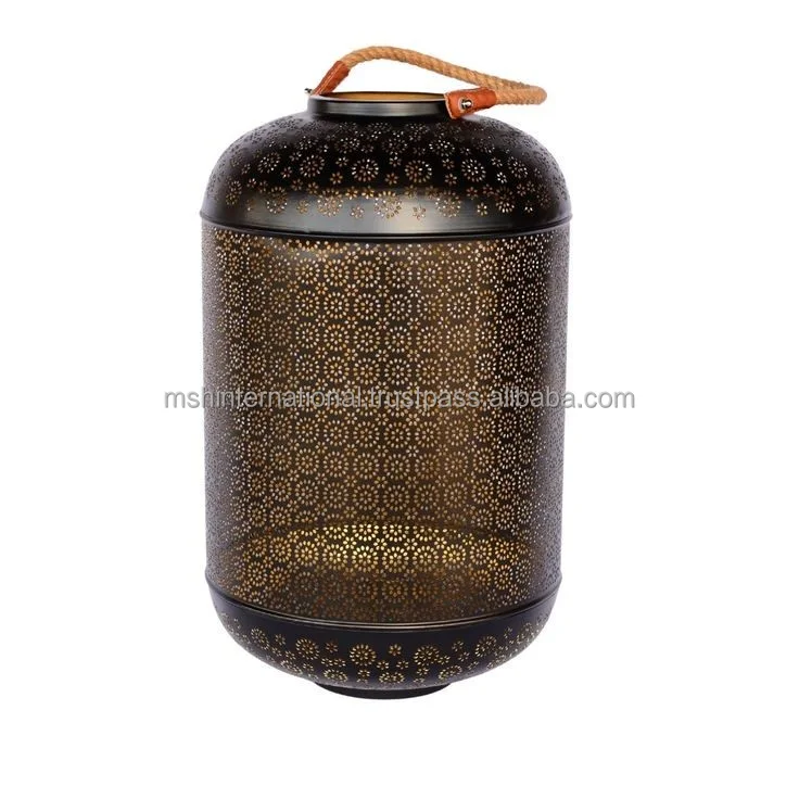 Wholesale European Style Floor Standing Wrought Iron Wind Lantern Candle Lantern Candle Holder For Home Decor