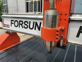 Деревообрабатывающий станок с ЧПУ FS1325 1325 фрезерный для резки