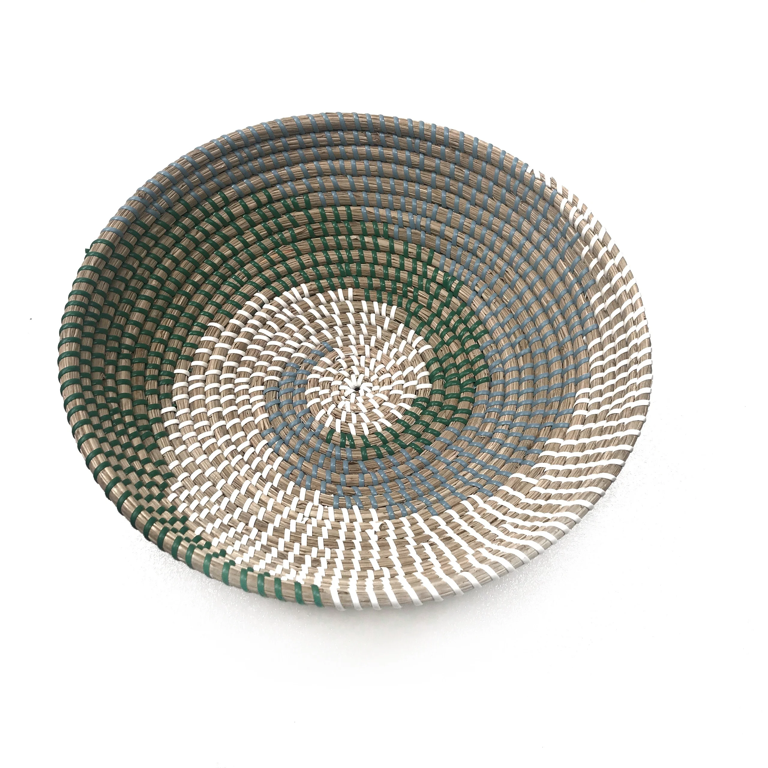 
Eco-friendly Natural Seagrass With Plastic Strings Plate in Kitchen Woven Fruit Basket or Wall Basket Decor 