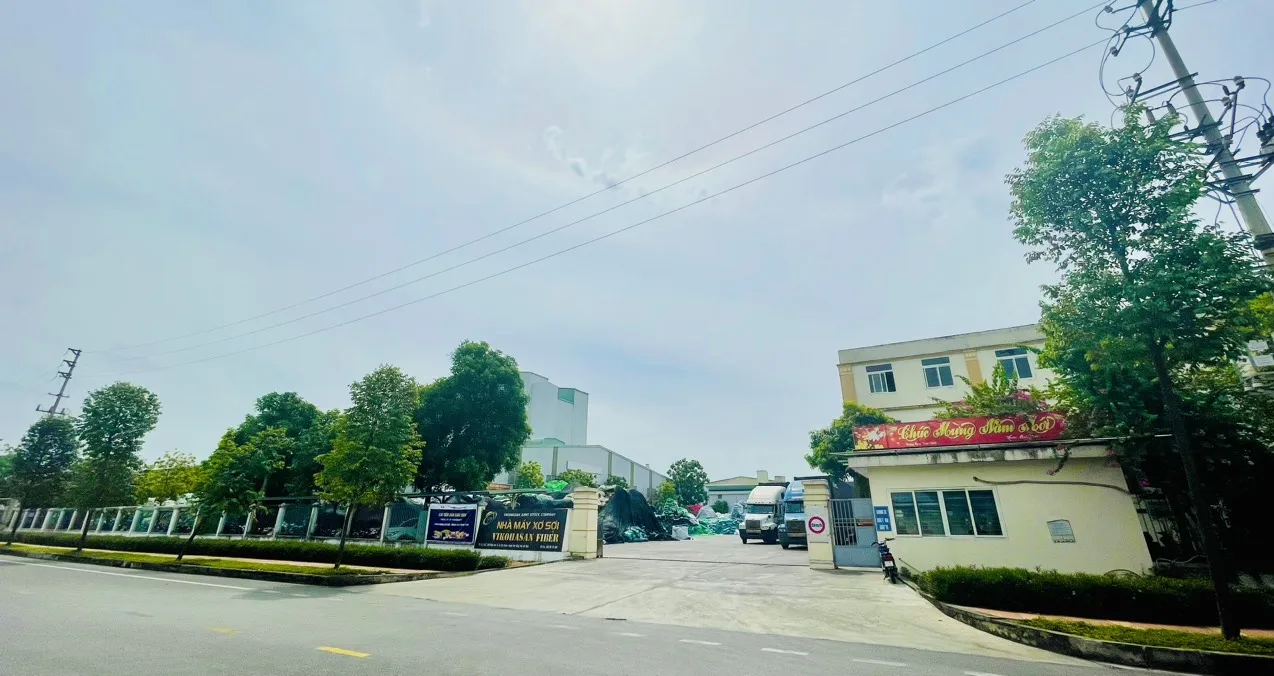 Largest Vietnam manufacturer of Recycled Polyester Staple Fiber by 100% bottle flake cheapest price for cushion filling material