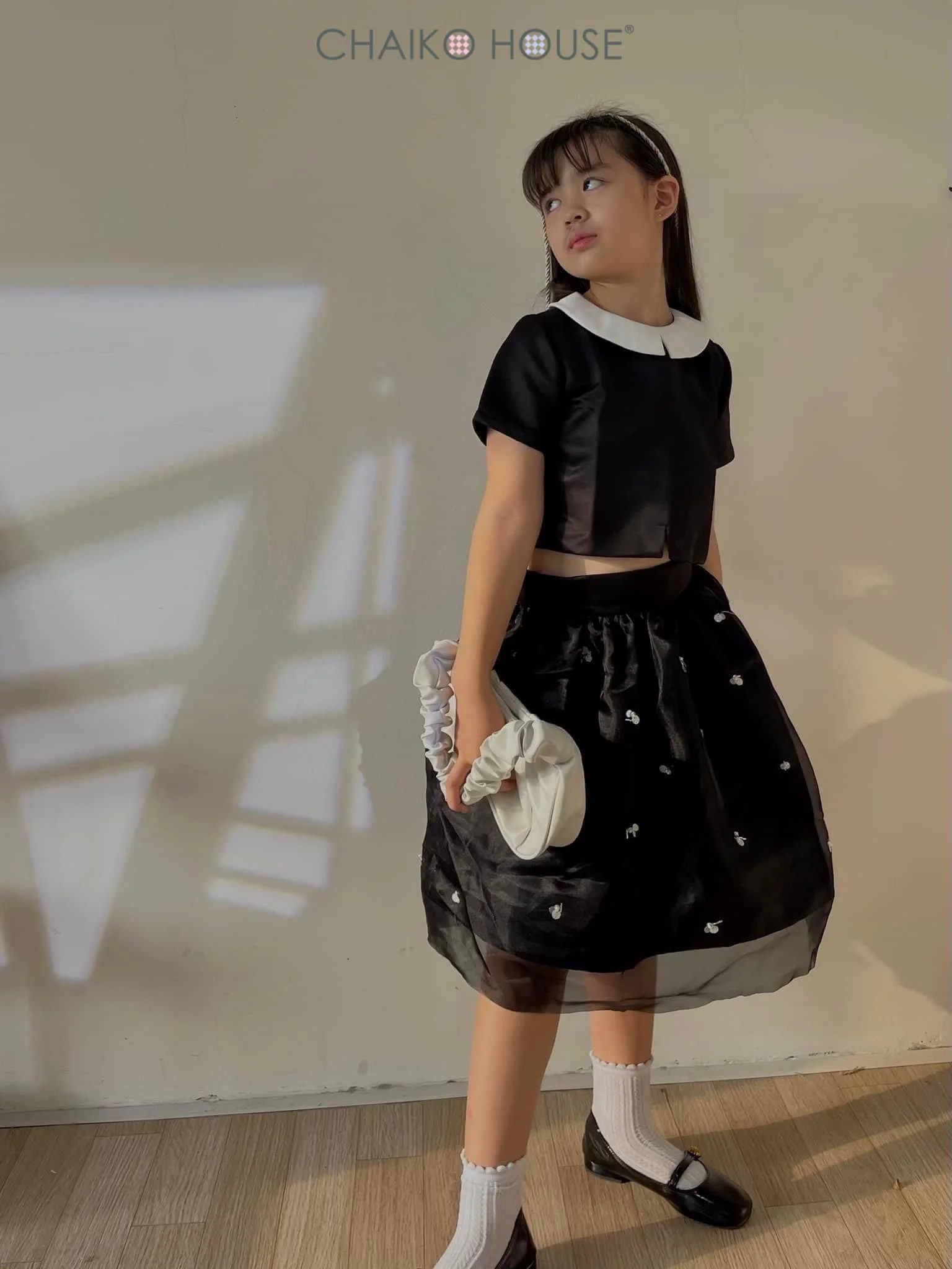 2024 Design Hand Beading Fashion Dress Baby Girl Party Occasion Set 2 Pieces Black Short Sleeves Shirt Black Short Skirt-Linette