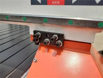 Деревообрабатывающий станок с ЧПУ FS1325 1325 фрезерный для резки