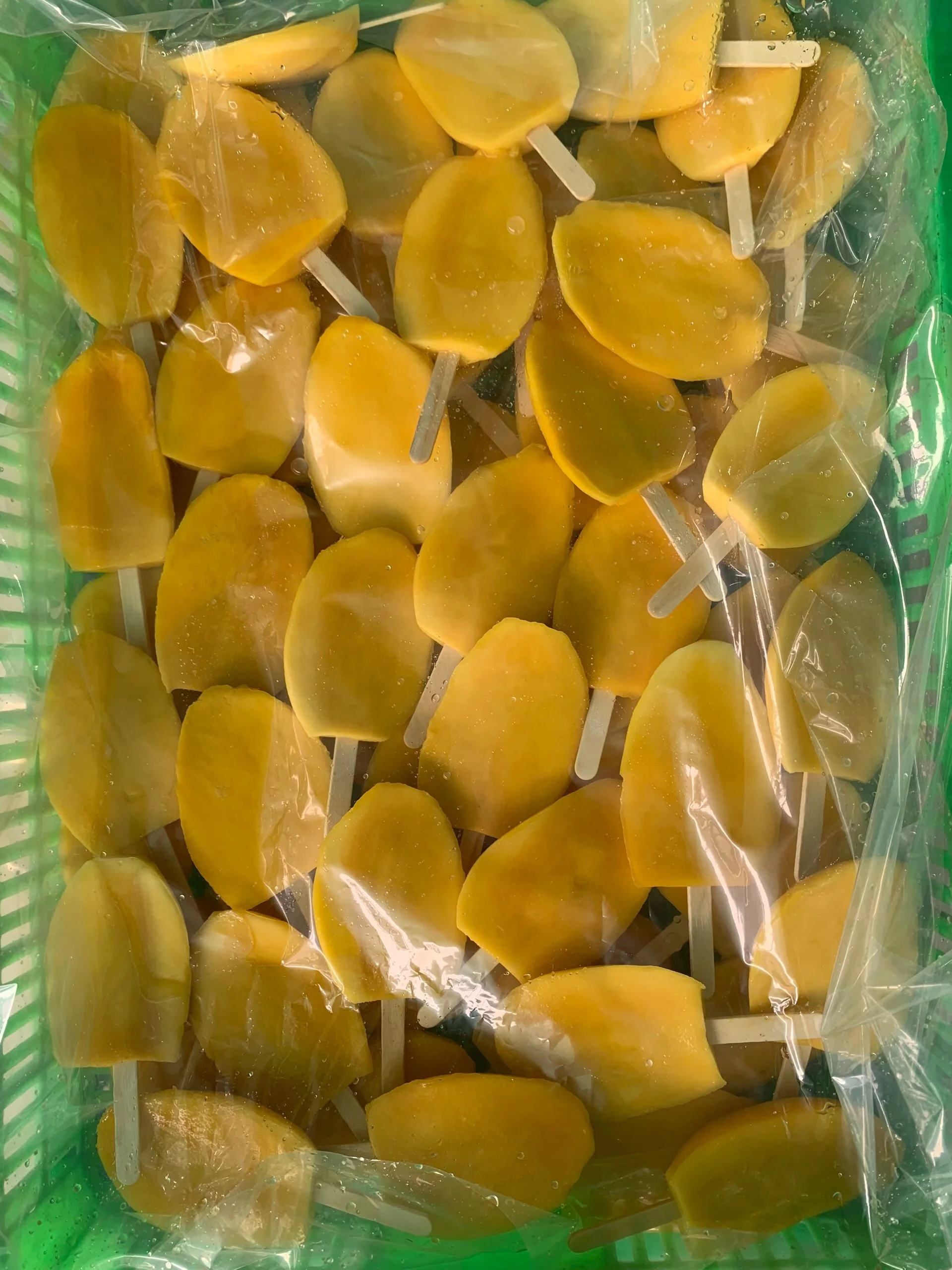 
IQF FROZEN MANGO (CATCHU) STICK HIGH QUALITY FROM VIETNAM WHOLESALE 