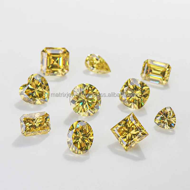Best Popular Heart Shape Lab Grown Diamond Fancy Vivid Yellow Studded Heart 2.60Ct Fancy Vivid Yellow Diamond
