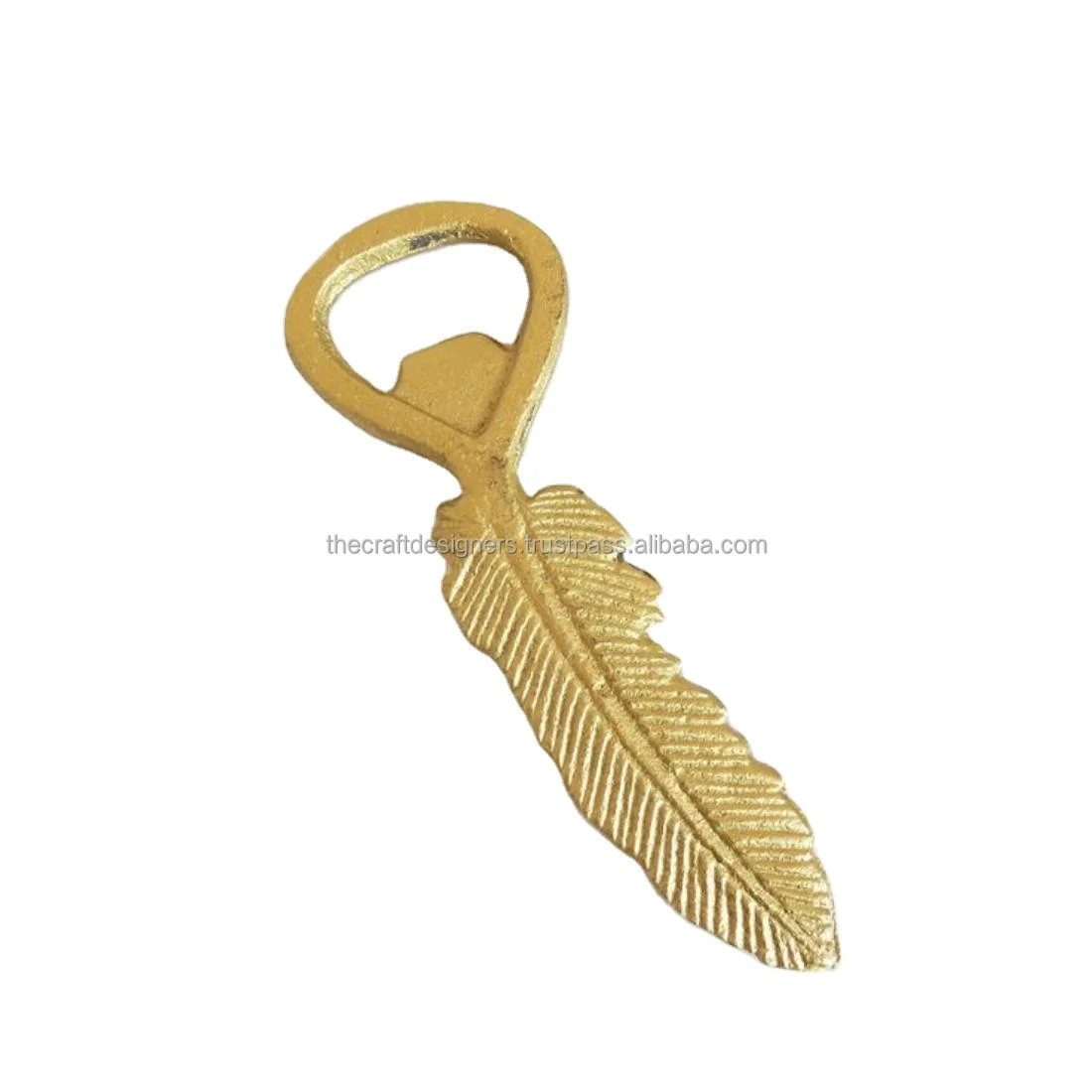 Metal Bottle Opener With Engrave Design Wood Handle Hot Selling New Style Bottle Opener for Bartender Bar Counter Display Tool