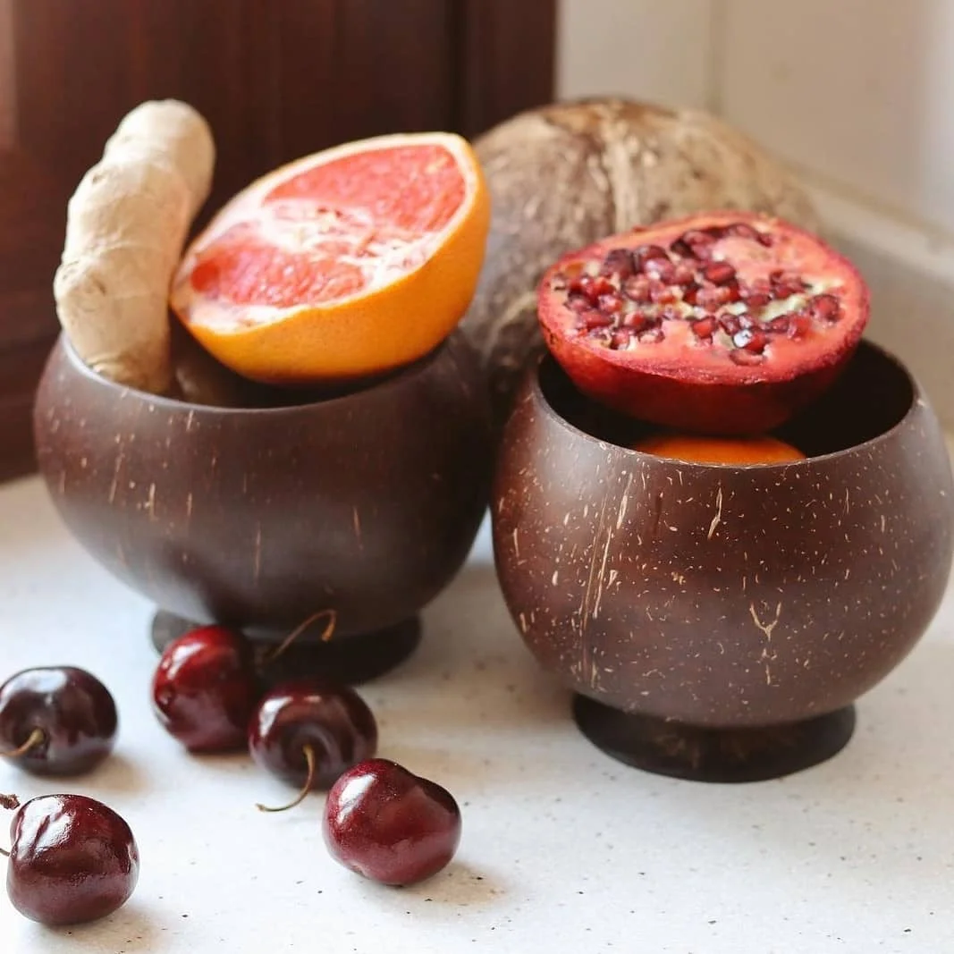Amazon hot selling Ecofriendly Coconut Bowl With Coconut Oil Finishing For Fruit Smoothie Coconut Cup Natural Wooden bowl