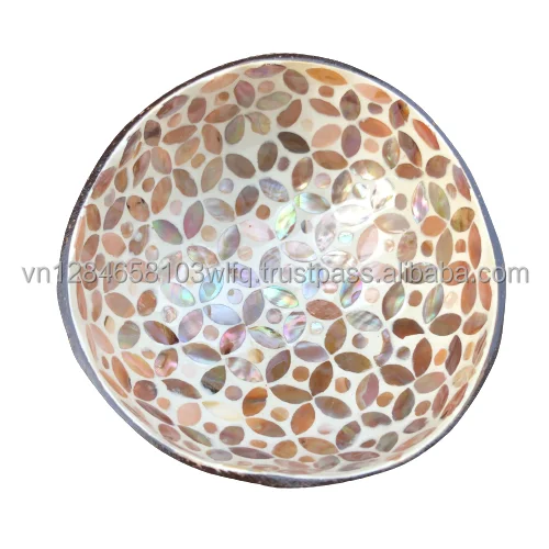 
2021 Hot Natural Coconut Shell Bowl - ATM coached with sea shell in Art - OEM/ODM -Small Order Accepted - Lacquer Seashell Bowl 