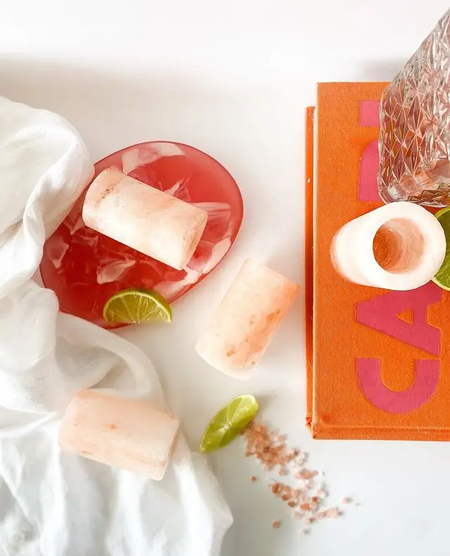Wholesale Mexico Tequila Spirits Pink Crystal Rock Himalayan Salt shot glasses