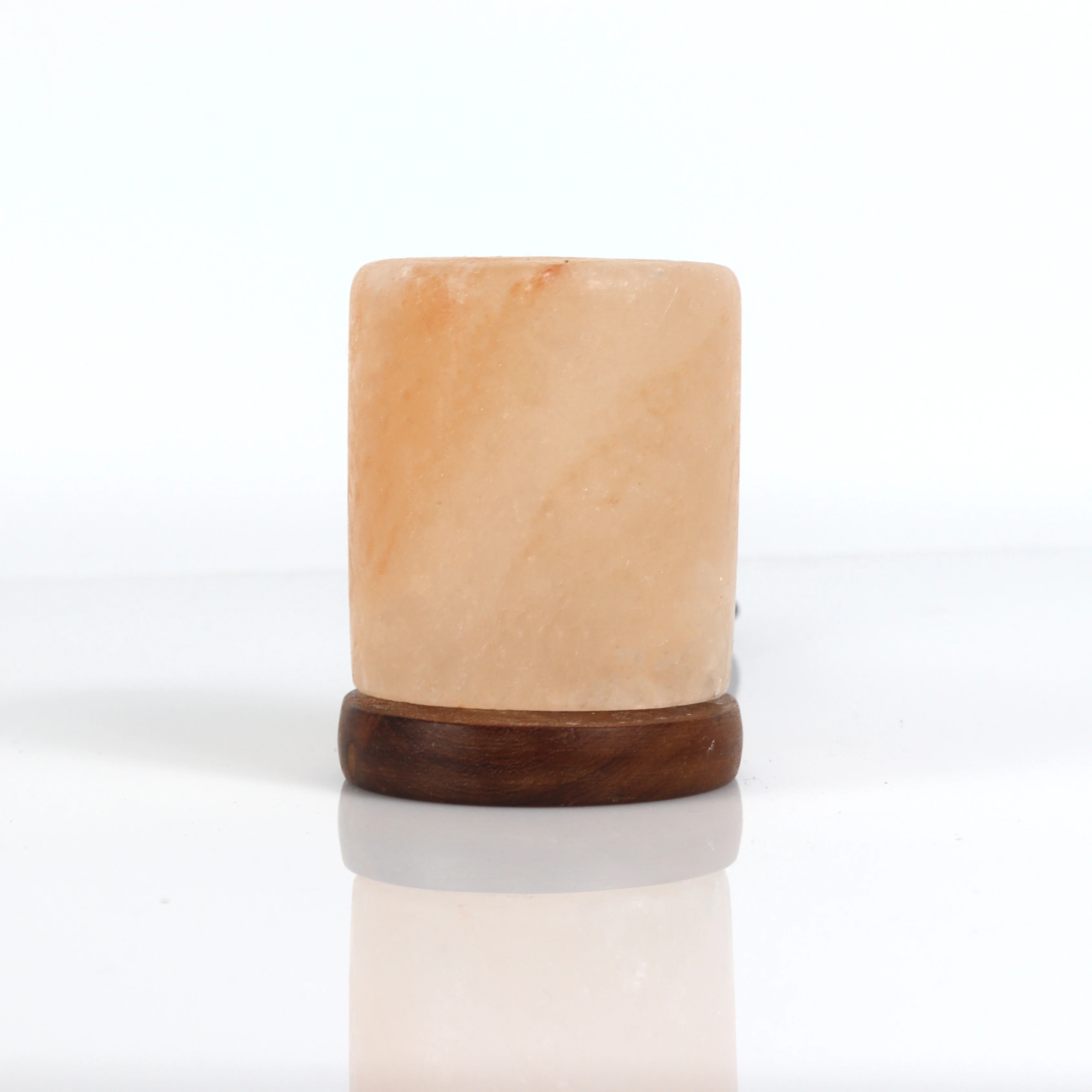 Wholesale Night Light Moon Shape Pink Crystal Rock USB Himalayan salt Lamps with 7 Colors Changing