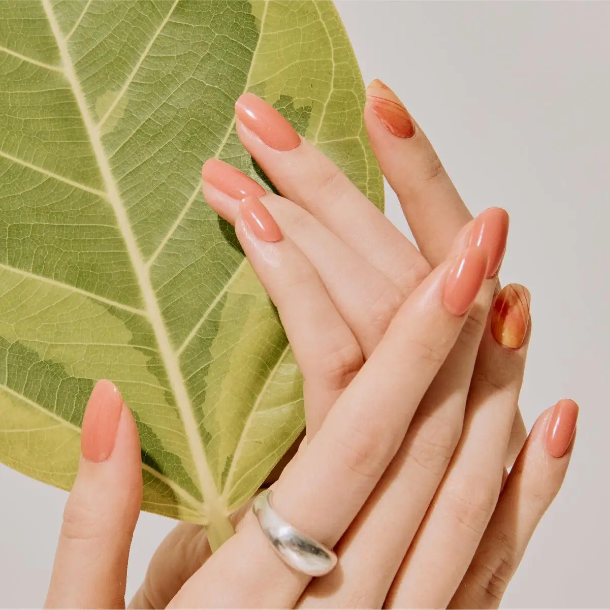 Korean 100% Real Salon Quality Press on gel nails Gel Nail sticker manicure Wholesale Certified