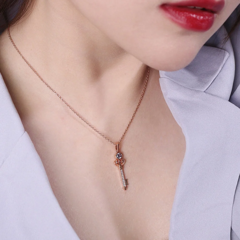 2021 New Silver 925 Color Change Stone Alexandrite Jewelry Crown Key Pendant Necklace For Women Destiny Jewellery