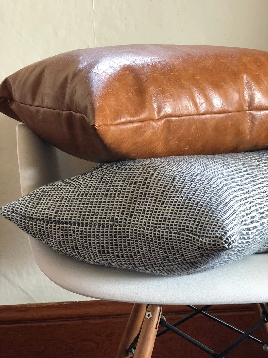 Premium Quality Home Decorative Sofa Cushion Solid Leather Waterproof Pillow Covers