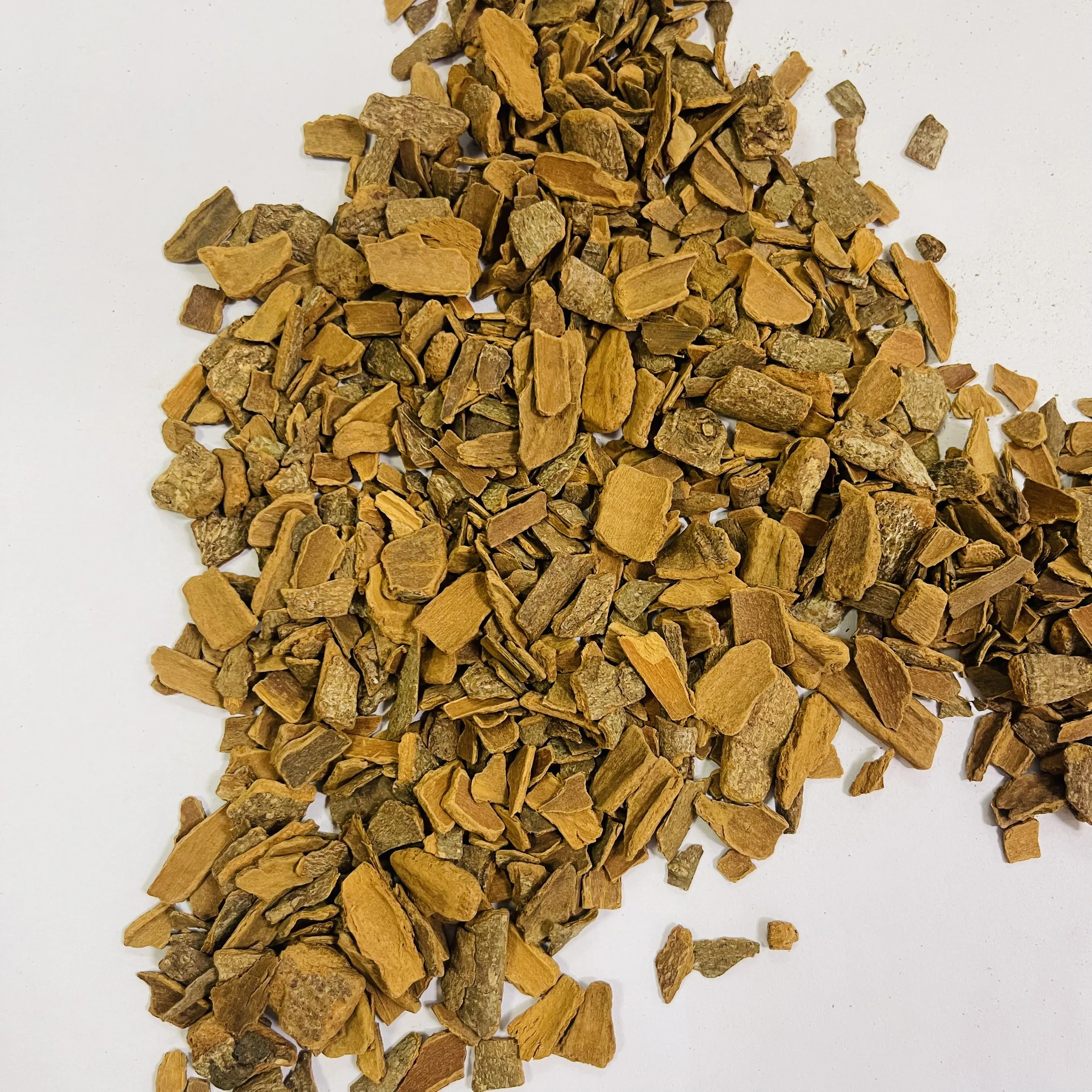 High Quality Export-Grade Cinnamon Bark Pieces Aromatic Seasoning from Vietnam! (WA +84 375 797 954)