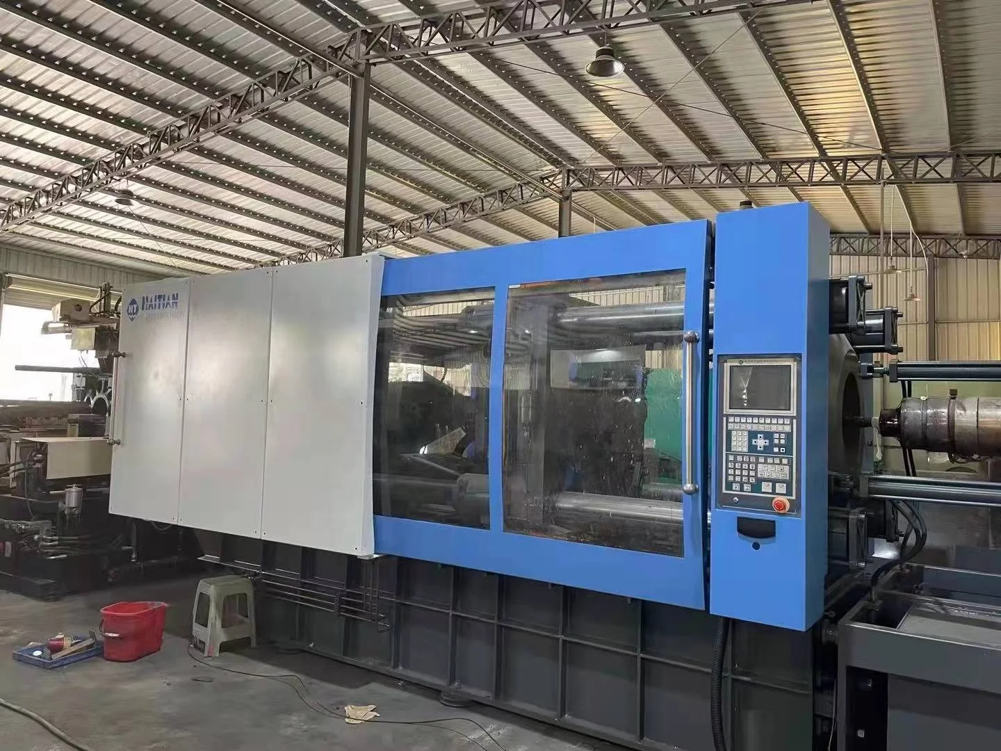 Made in China Haitan MA530T  Servo Used Injection Molding Machine