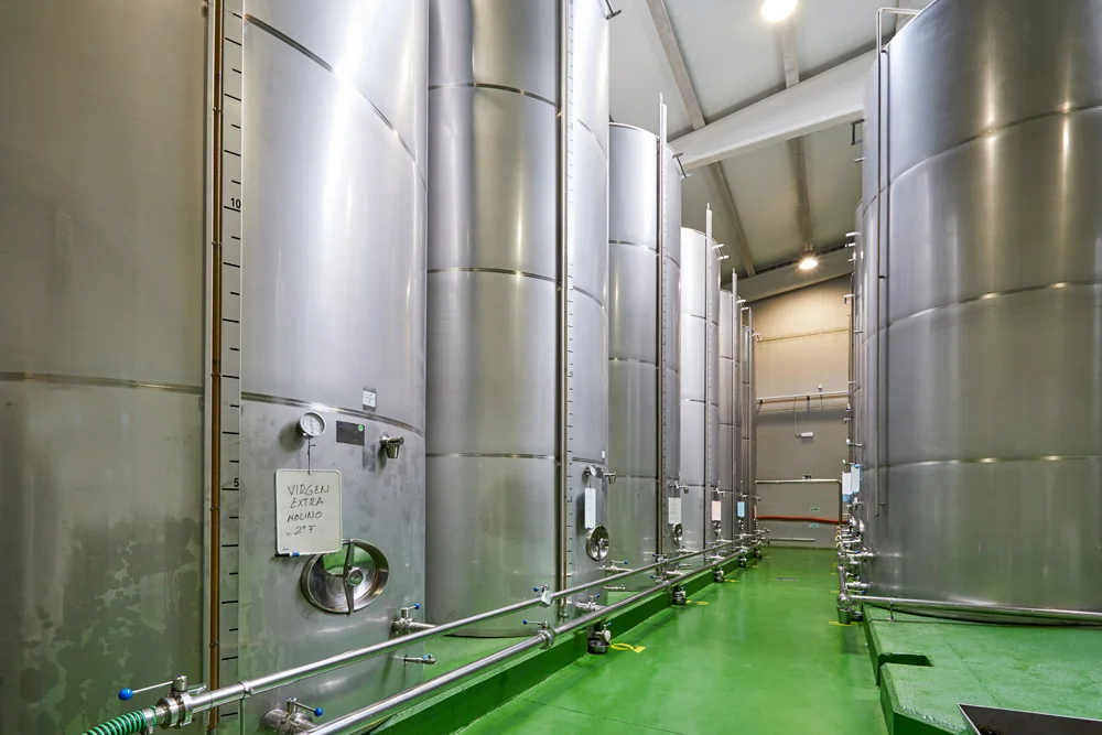 High Quality Spanish Olive Pomace Oil DRUM 200kg (220L) - Best olive oil price in drum from Spain