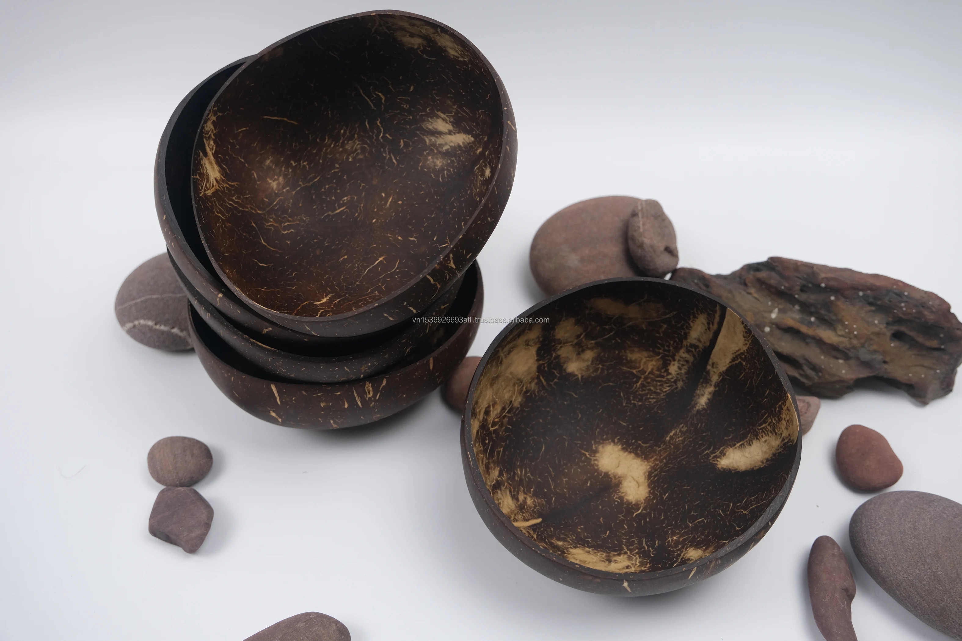 Alibaba  best selling handicraft coconut bowl set tableware coconut bowls