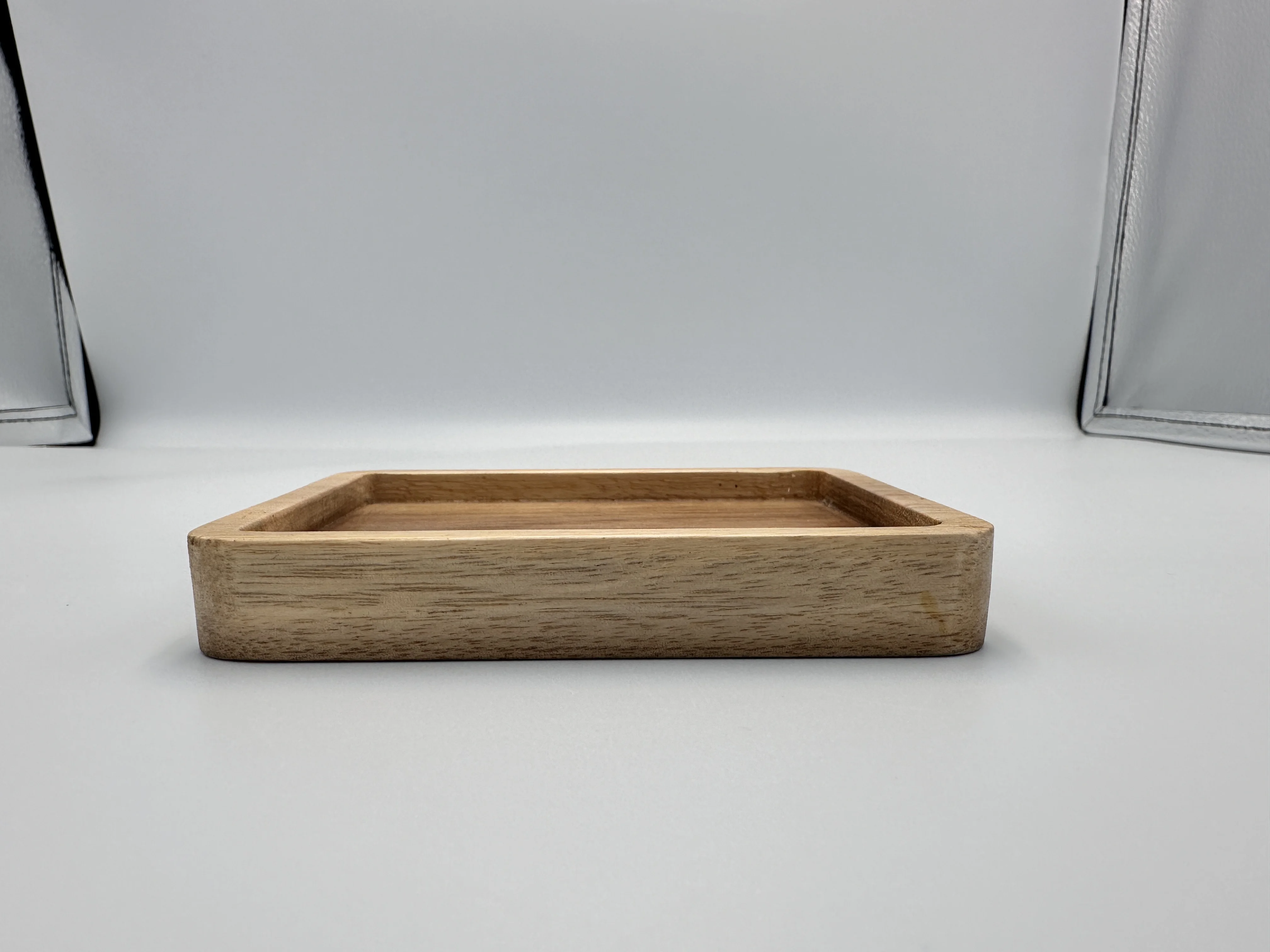 Highly Durable Household Wooden High-Quality Acacia Wood Soap Dish  Cupcake Stand Wooden Tiered Tray Stand