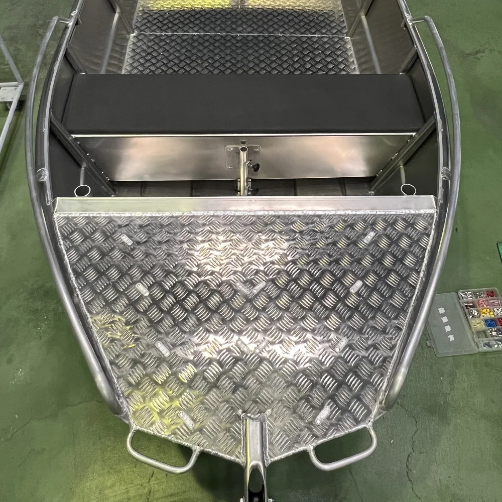 One Piece Molding Aluminum Boat