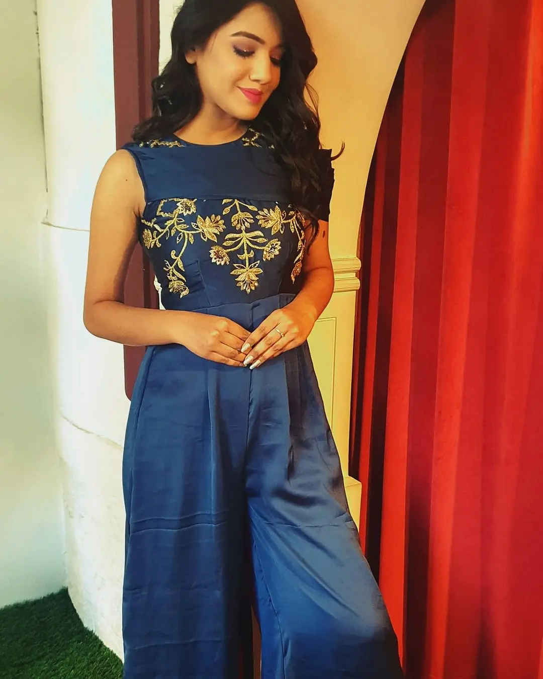 India Ethnic Fashionable Handworked Handcrafted Occasionally Traditional Elegant Classic Designer Blue Jump Suit Gown