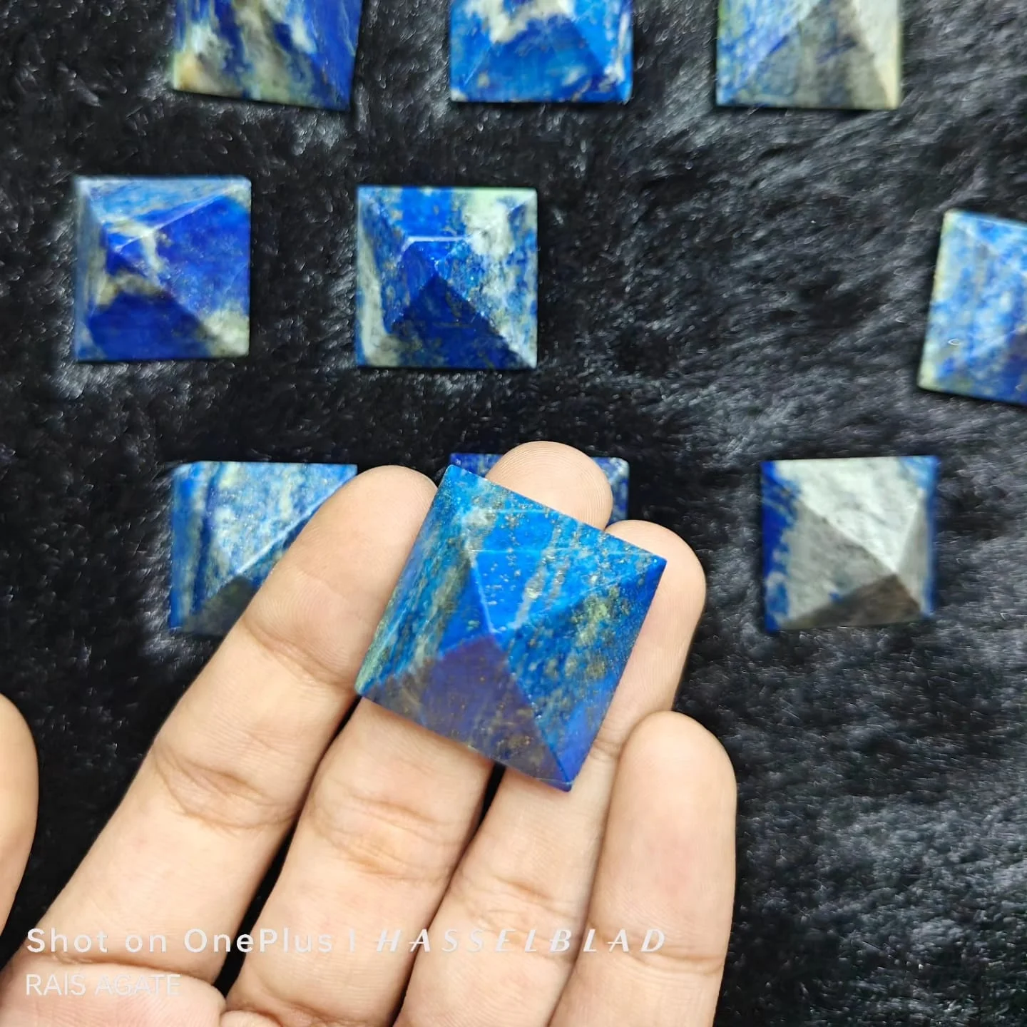 high Quality Natural Crystal Lapiz lazuli Pyramid stone for healing and astrology Pyramid for Reiki  Grid and Vastu Correction