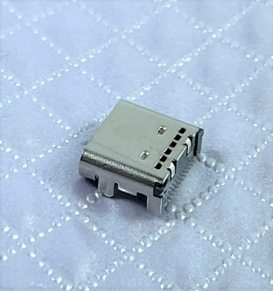 Индивидуальный разъем USB 3,1 типа C