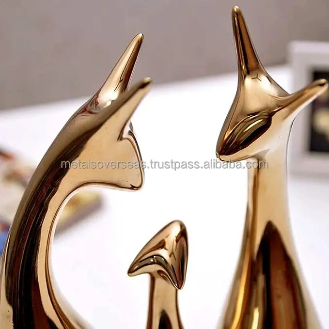 Домашний декор статуя счастливого оленя семейная рояль керамические фигуры Современное украшение дома семья из трех керамических золотых оленей набор 3 предметов