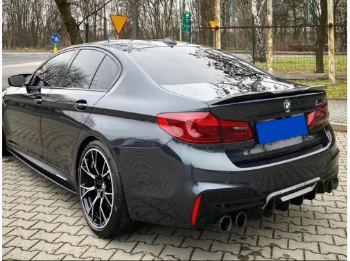Suitable for BMW 5 Series tail wing G30G38 modified Pro tail wing carbon fiber patterned rear spoiler