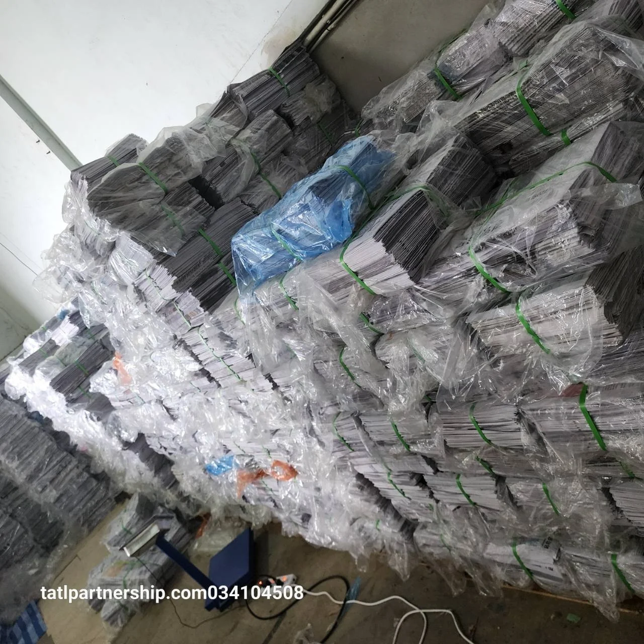 Over-Issued Newpapers Scrap Paper Waste Paper OCC OINP ONP SOP Cardboard Scrap Carton Scrap for Composting Recycling