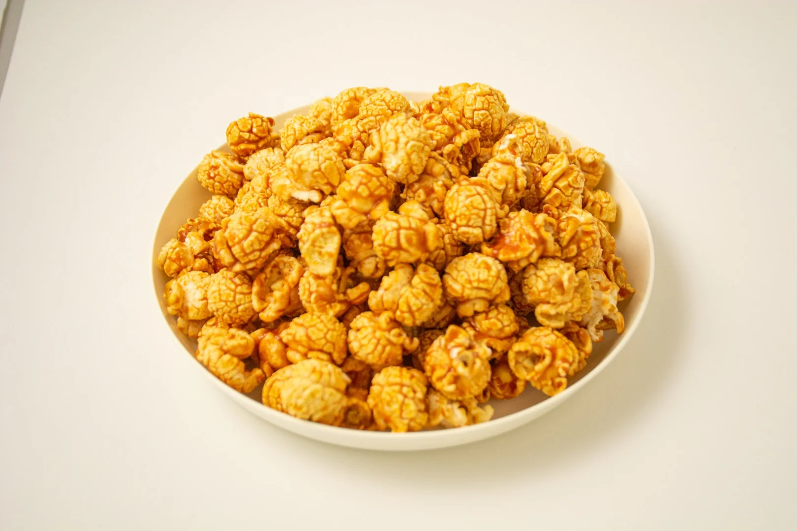 Попкорн карамельного цвета оптом 5 кг-OEM закуска