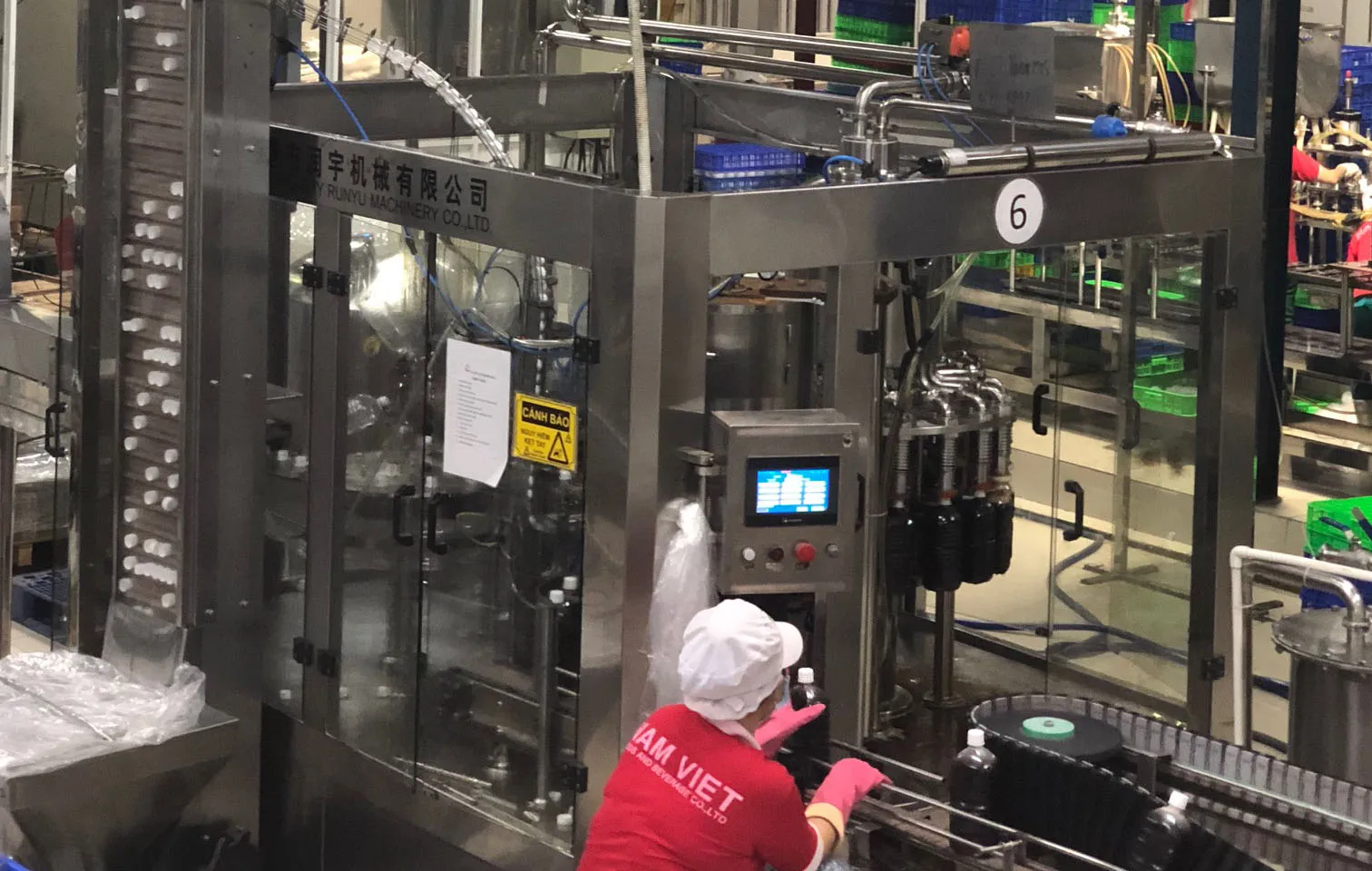 300 мл стеклянная бутылка VINUT 100% сок арбуза напиток Вьетнам поставщики свежих арбузов прямо с фермы