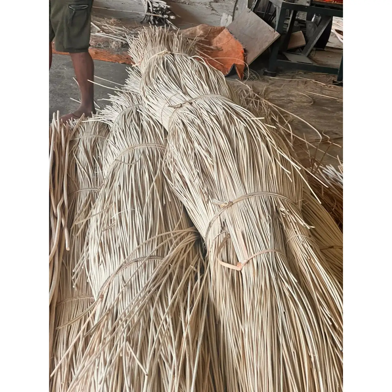 Rattan Cane webbing roll for furniture Wholesale bamboo rattan water hyacint material Eco- friendly rattan material for sale