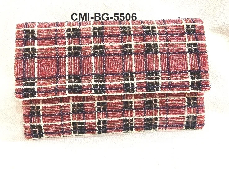  Женский вечерний клатч ручной работы с вышивкой из бисера