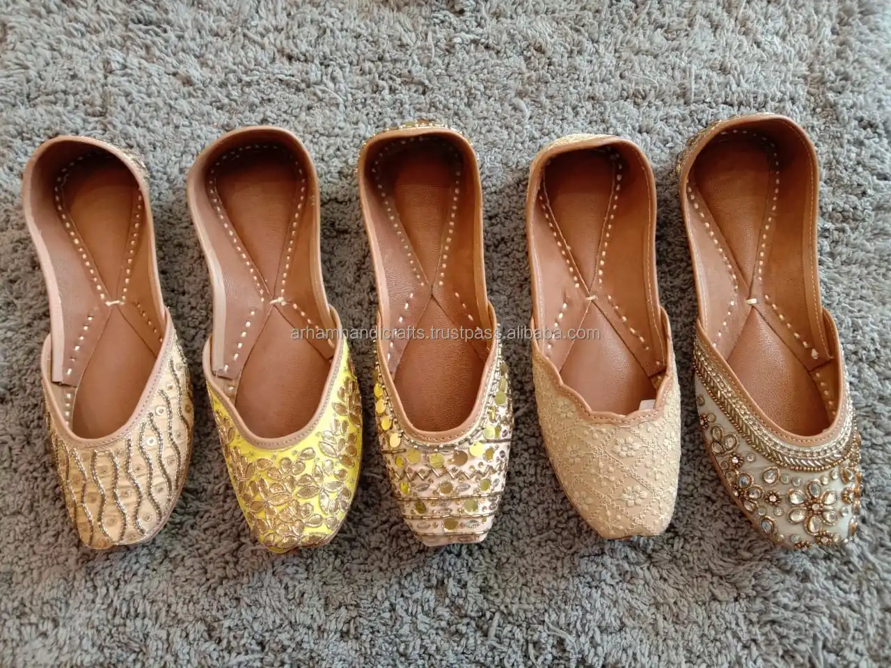 Embroidery juttis Designer Trendy stylish