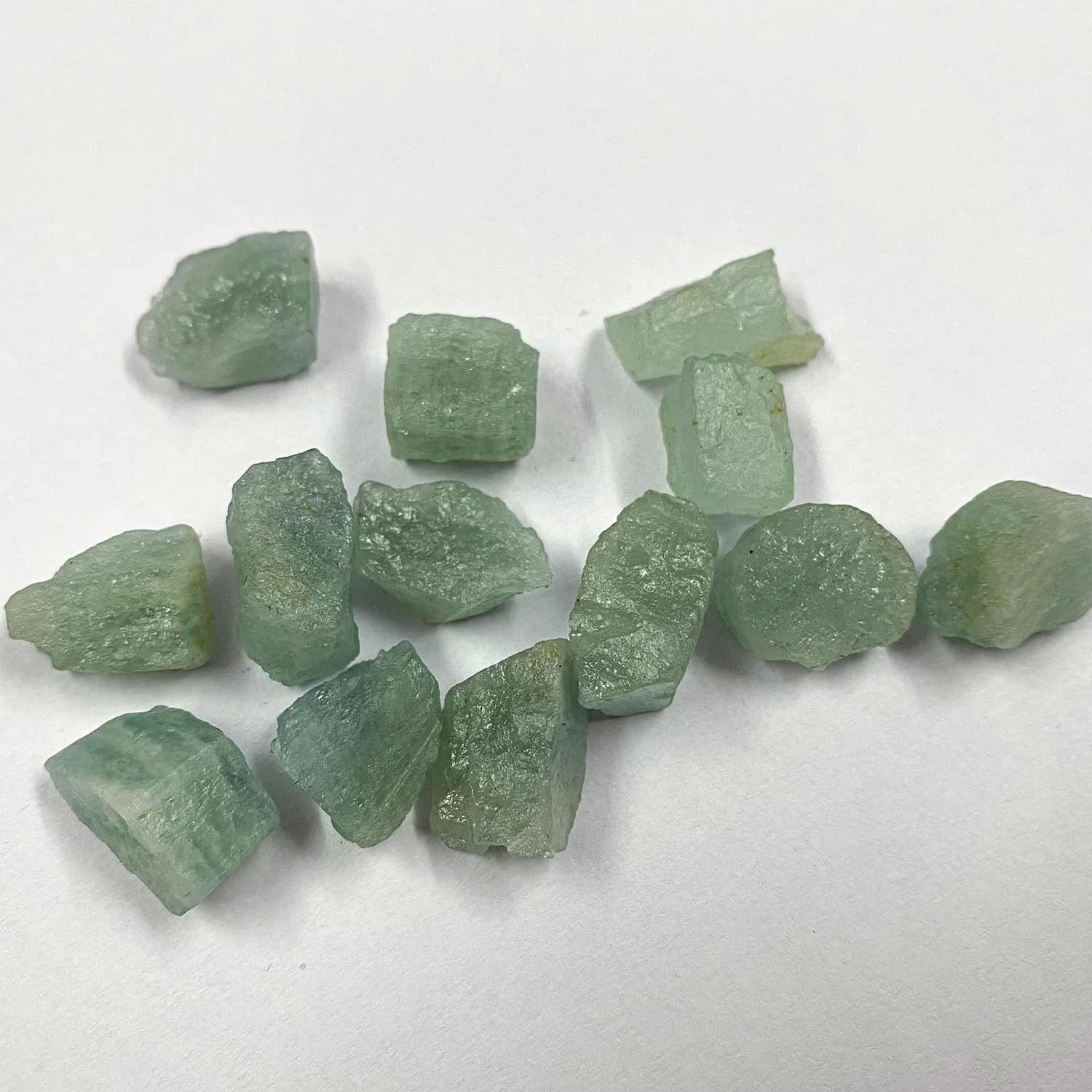 Wholesale Lowest Price 8mm-12mm Natural Milky Aquamarine Polished Rough Loose Gemstone For Jewelry Making Healing Gems Supplier