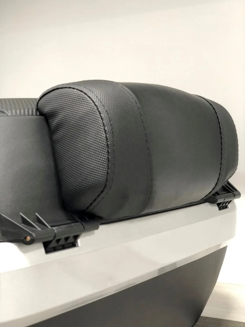 Motorcycle 47 Liter Top case, Top Box, Tail Box Scooter (with backrest & brake light)