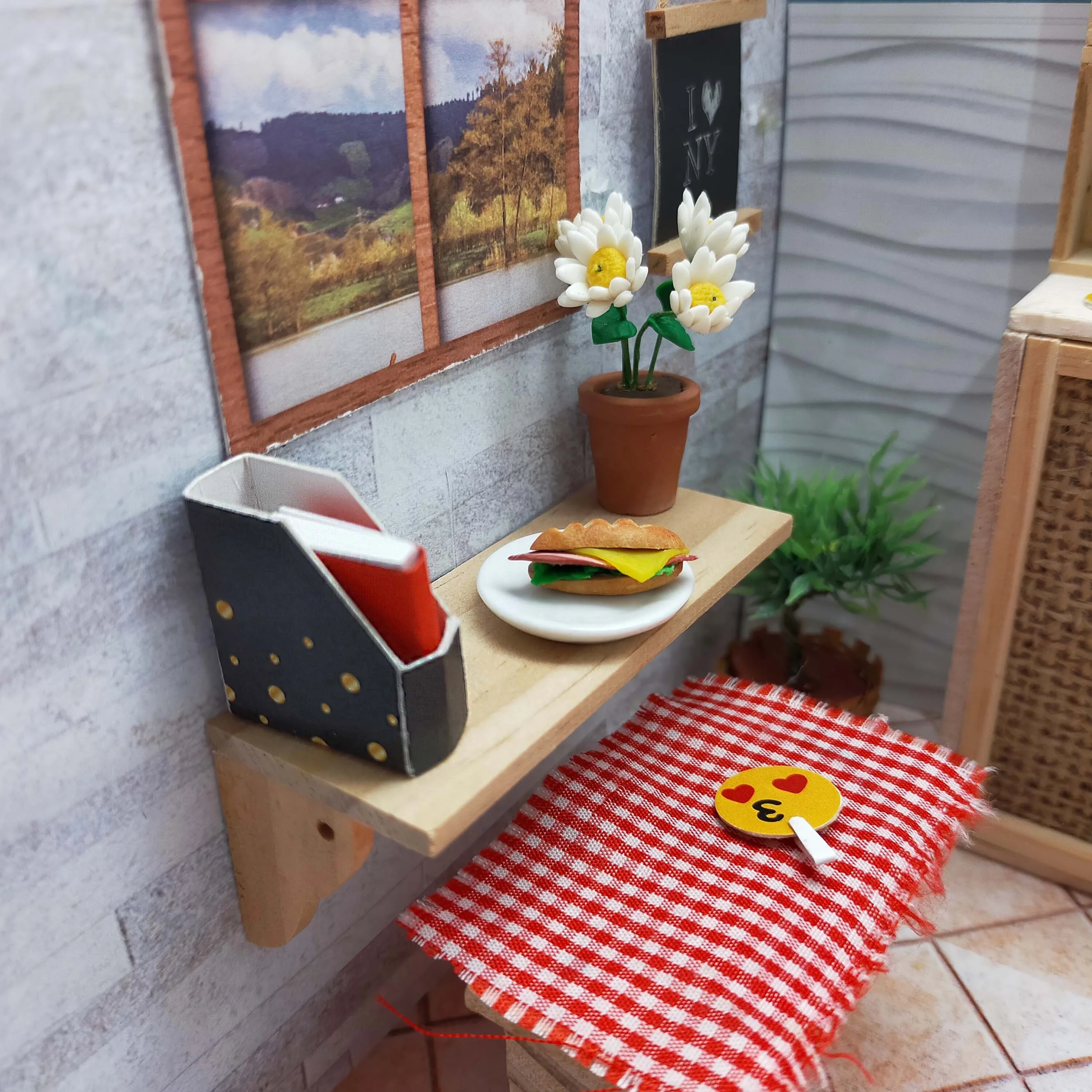 Miniature Scale 1:12 Vinyl Record and Wooden Cabinet Homey Decorations for Dollhouse Furniture Toys