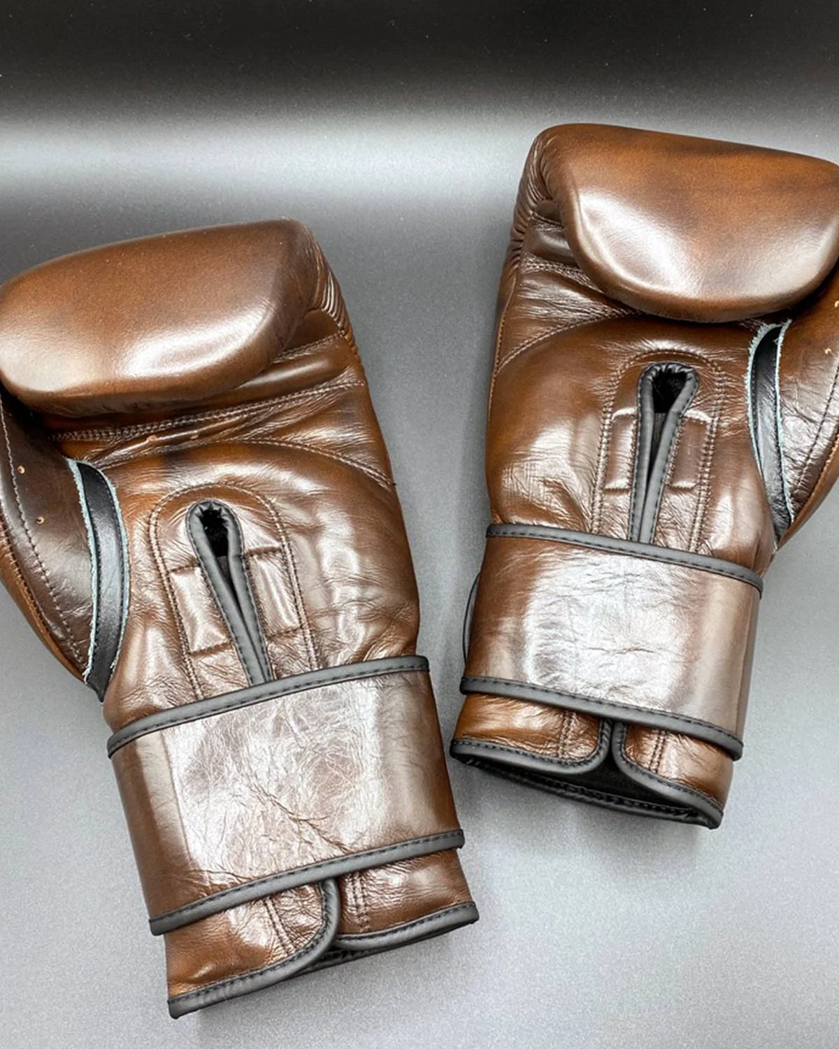 Chocolate Brown Leather Boxing Gloves 16oz