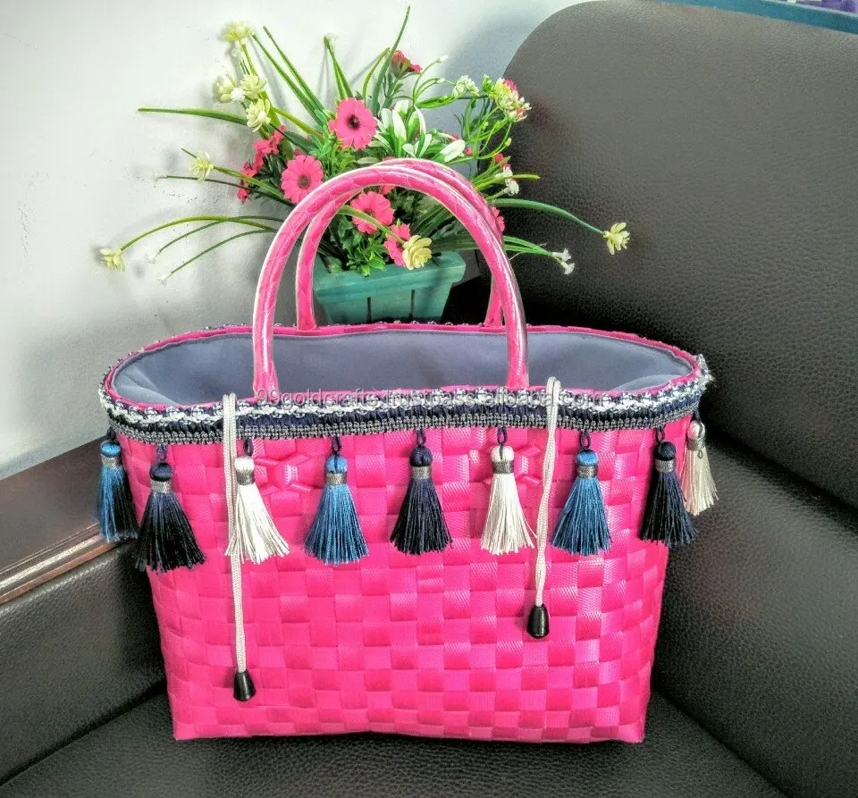 Handwoven Plastic Basket Bag With Leather Handle  - Handmade plastic woven handbag for women Fashion Accessory