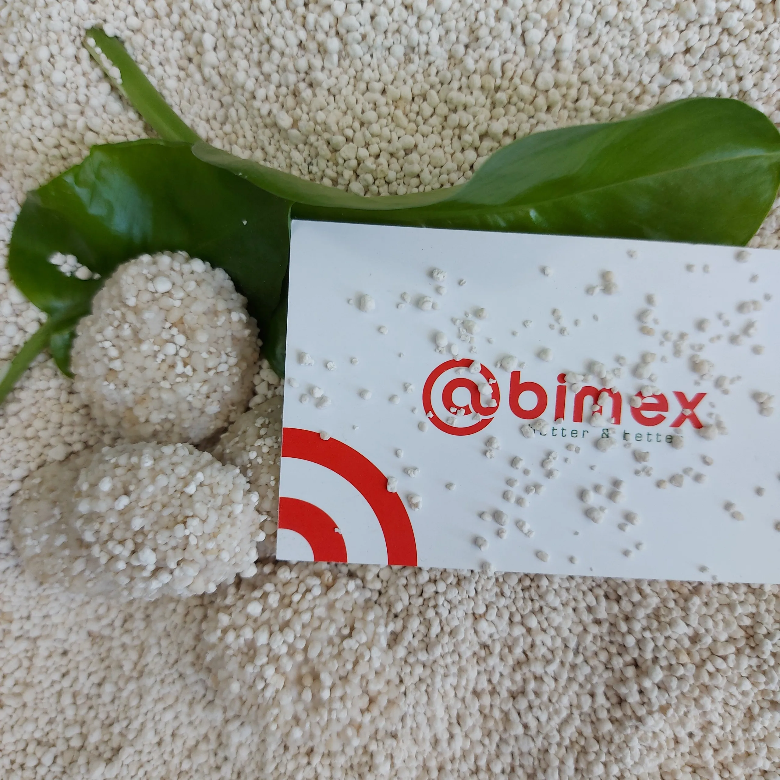 TOP SELLER ECO-FRIENDLY CAT LITTER WITH NATURAL COMPONENT FROM TAPIOCA STARCH / CASSAVA HIGH QUALITY