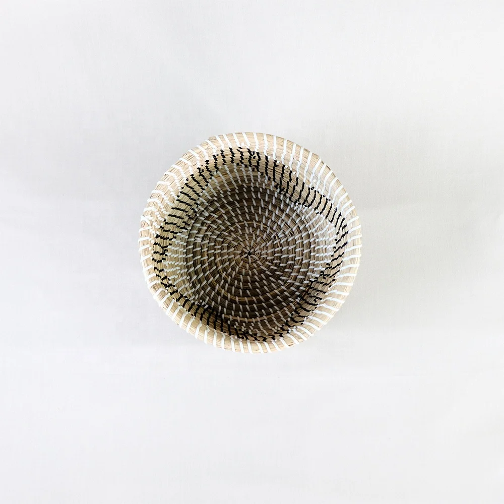 Vietnam Customized wholesale belly straw basket woven seagrass natural rattan handmade storage basket hot selling low price mult