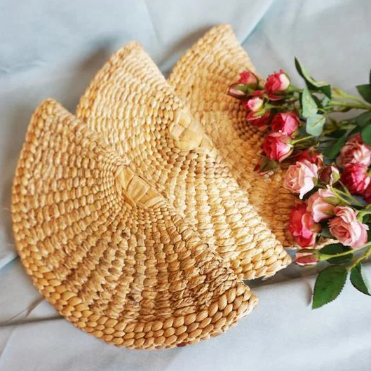 Trendy seagrass hand clutch | Lovely handbag