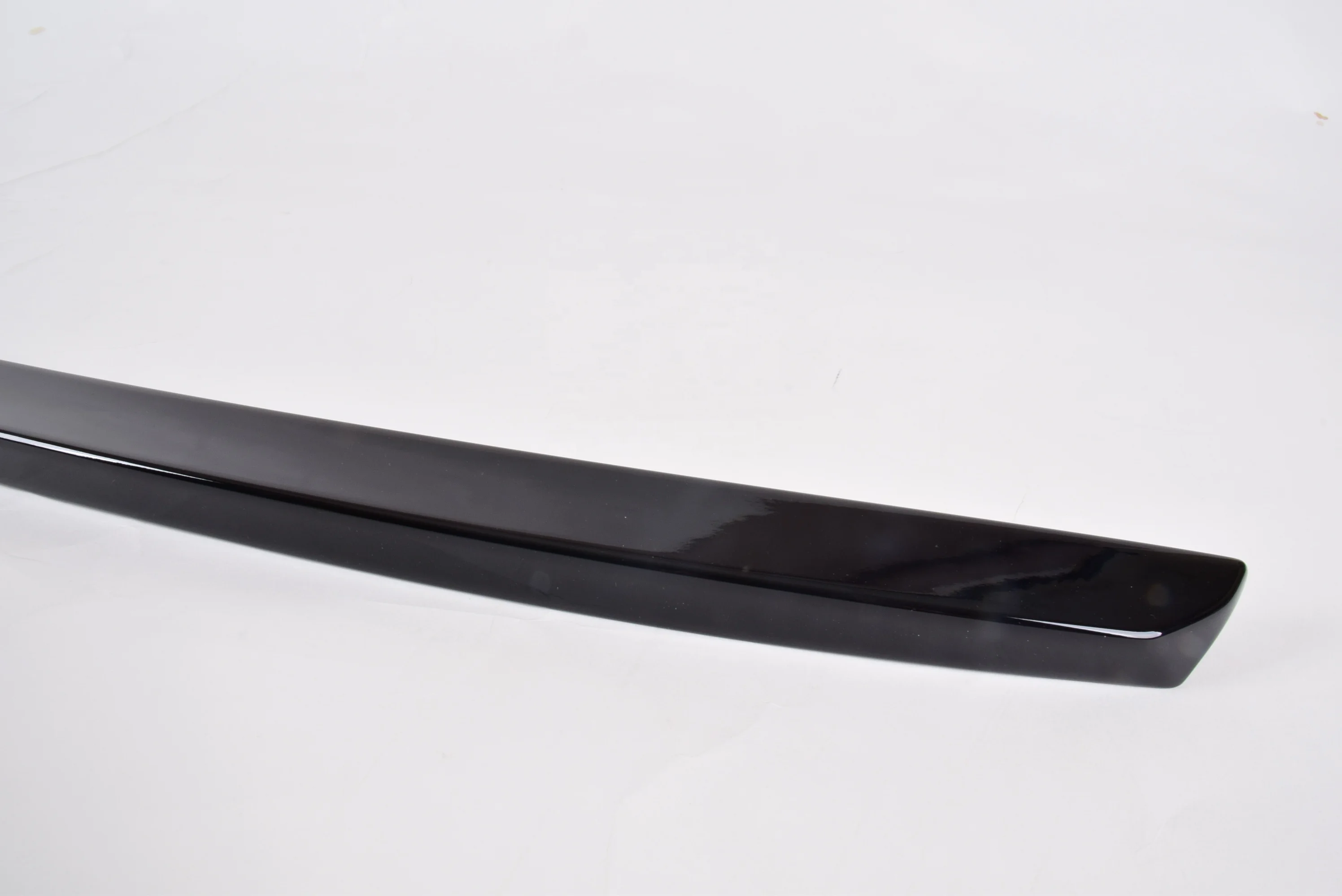 08-14  OE STYLE  ABS GLOSS BLACK  FOR MERCEDES W204 SPOILER