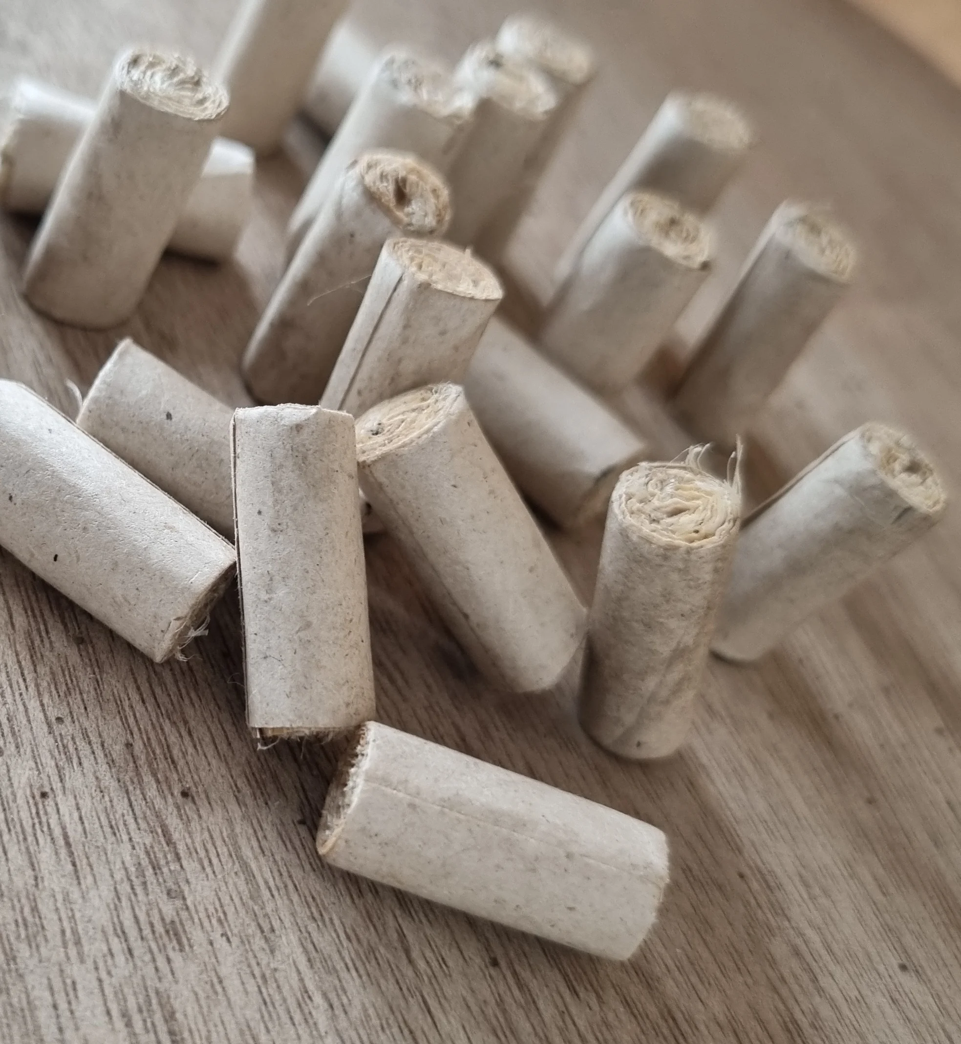 Corn husk filter tips all sizes 7 mm 8 mm 9 mm 10 mm Multi color hand rolled Organic Corn Husk Filters Rolled with fiber