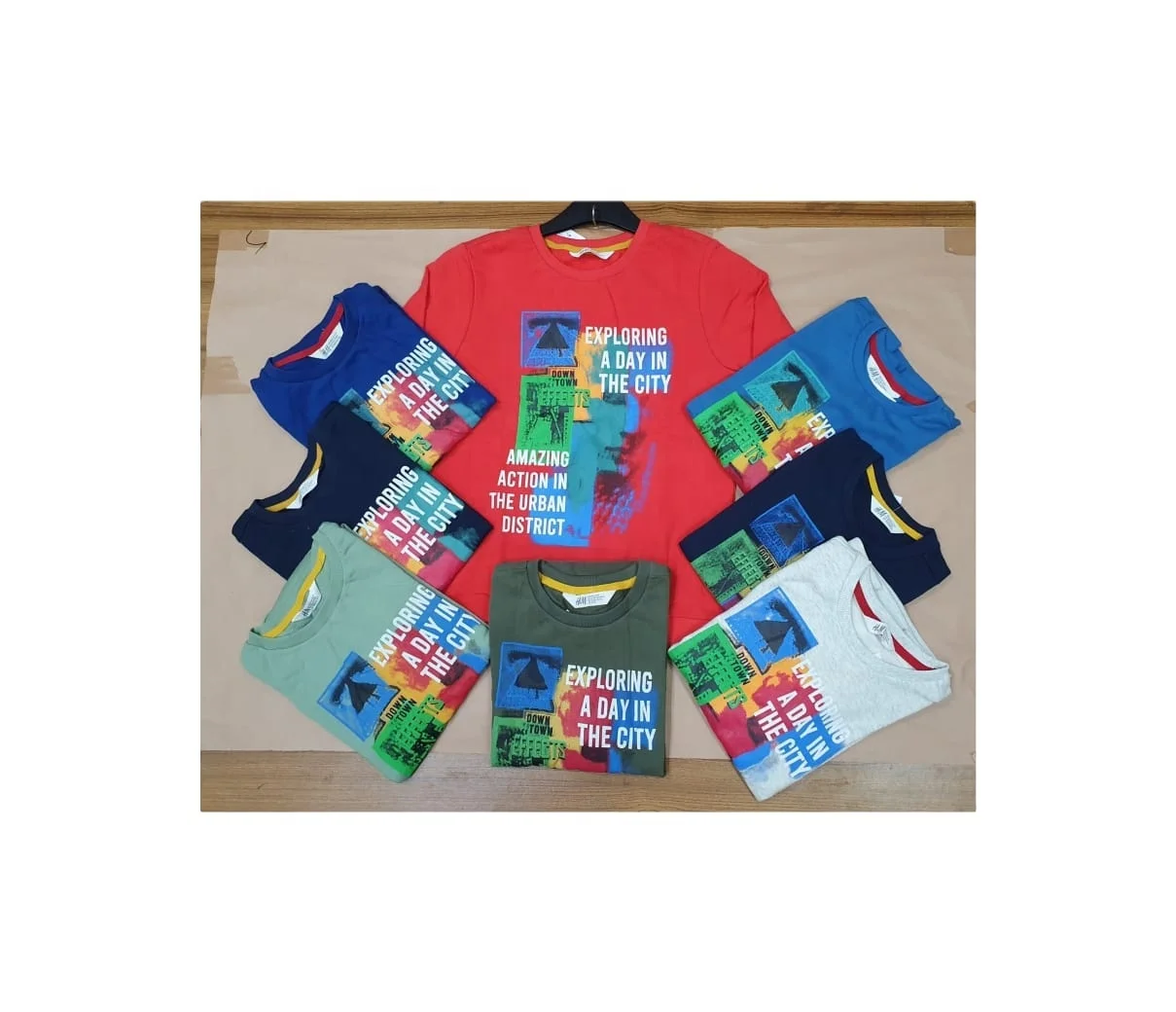 branded adult boys round neck sweet shirt(ready stock)