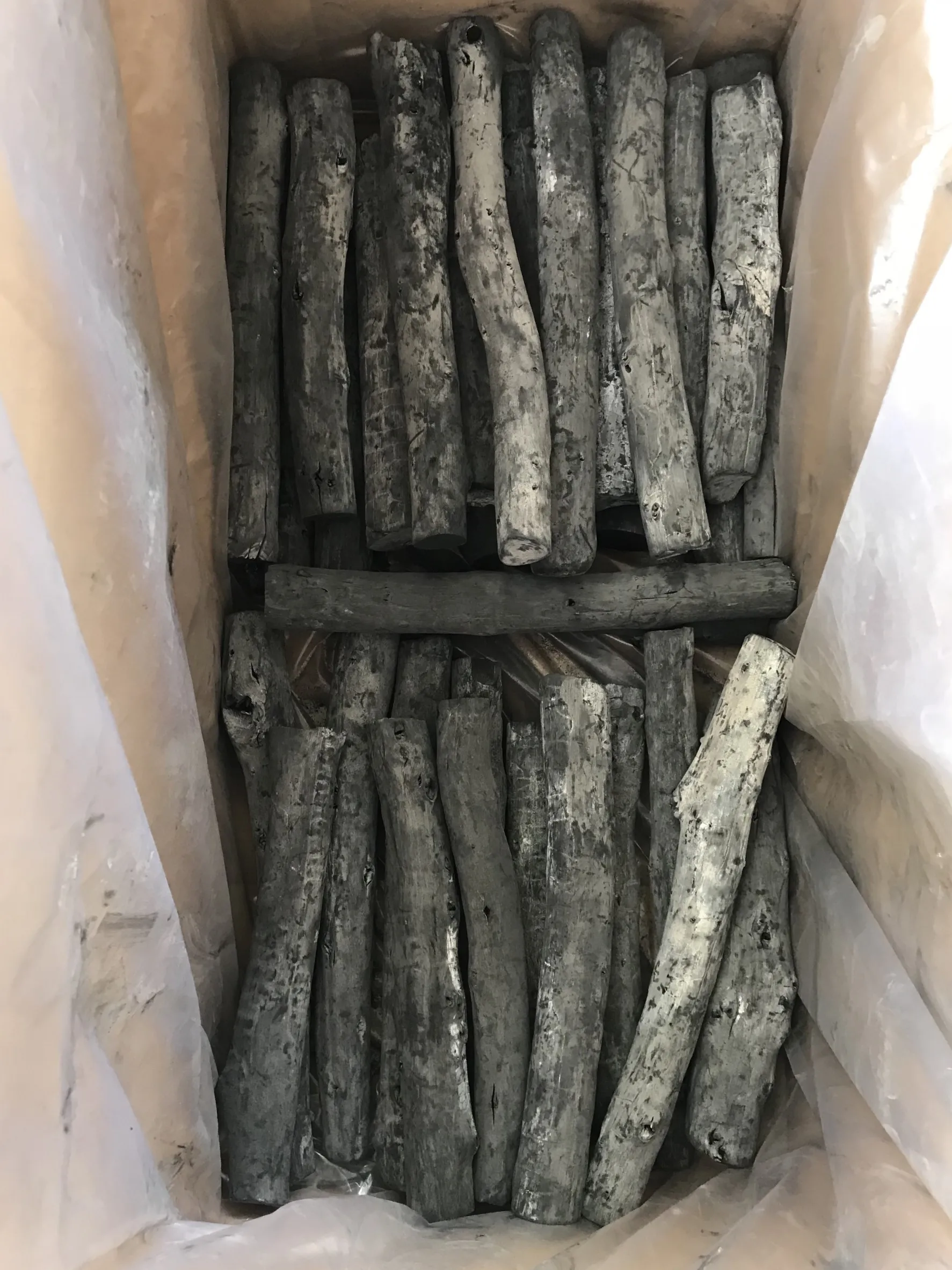 Оптовая продажа бездымный угольный гриль с белым углем для ресторана корейского и японского рынка уголь binchotan